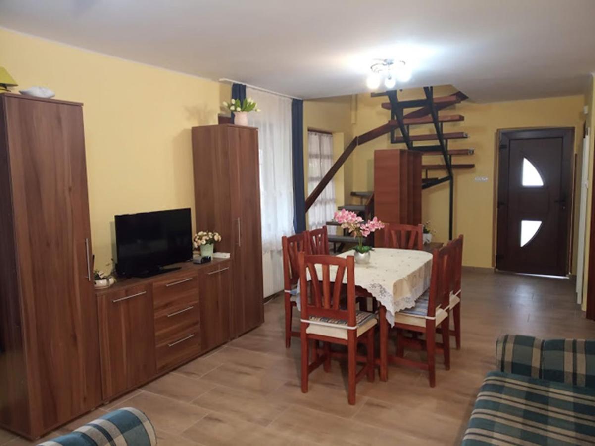 Bazsi Apartman Hajdúszoboszló 外观 照片