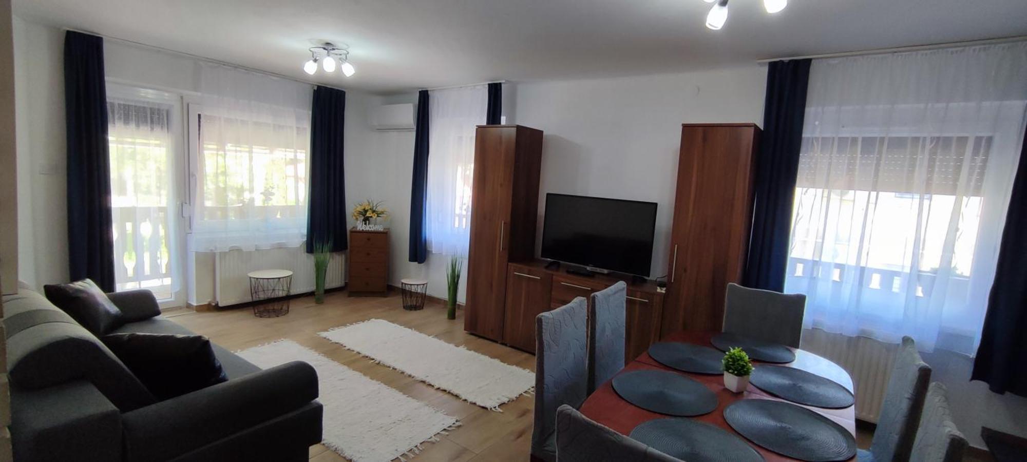 Bazsi Apartman Hajdúszoboszló 外观 照片